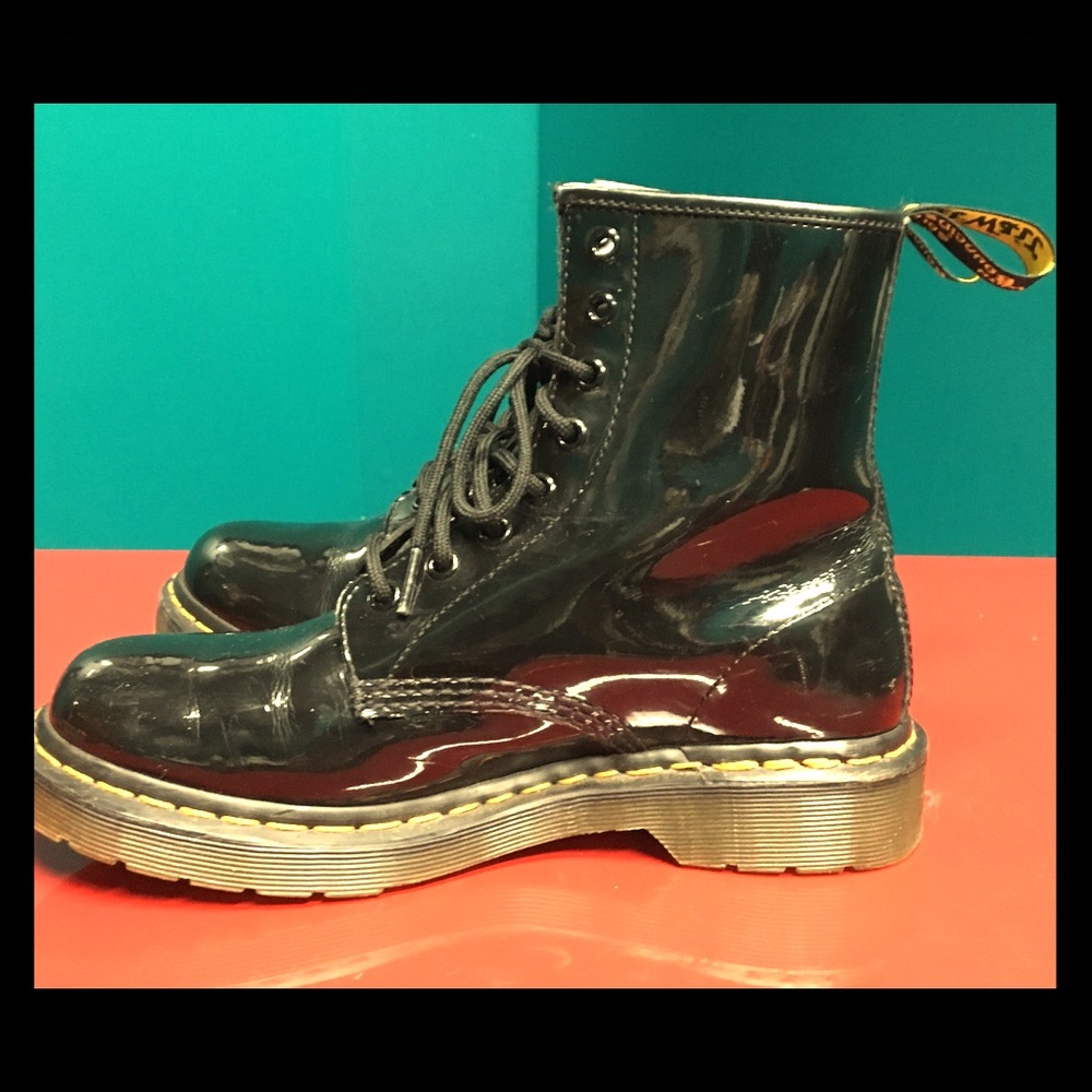 Dr Martens original Air Walk boots